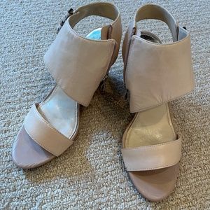 Vince Camuto Wedge Sandal - Color light pink/blush - Size 8 1/2